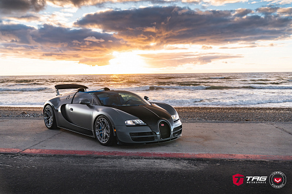Фото дисков Vossen LC3-03T Глянцевый темный лак на Bugatti Veyron