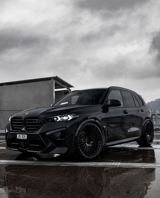 Фото дисков ST3 Черный глянец на BMW X5/X5 M (G05/G18/F95)