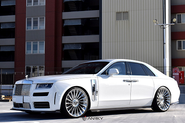 Фото дисков Anrky RF-282 Полированный лак на Rolls-Royce Ghost I