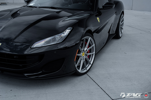 Фото дисков NOVITEC NF8 Серебро на Ferrari Portofino