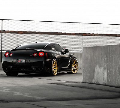 Фото дисков Vossen HF-1 на Nissan GT-R