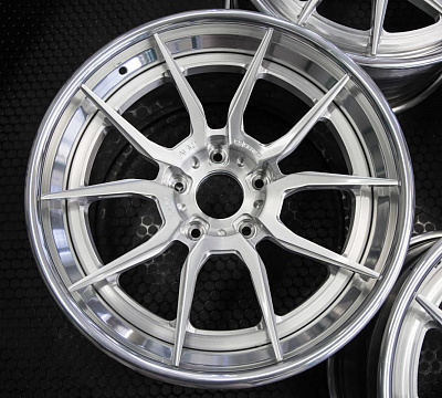 ADV.1 ADV5.0 Track Spec CS