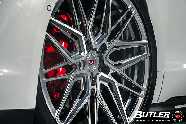 Фото дисков Vossen EVO-5R Глянцевый лак на Porsche Taycan I