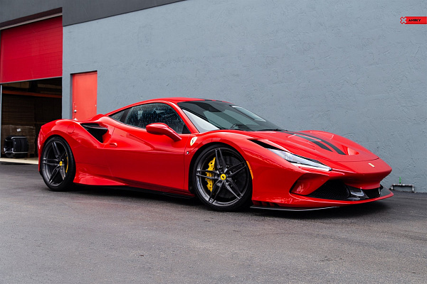 Фото дисков Anrky AN17 Глянцевый темный лак на Ferrari F8