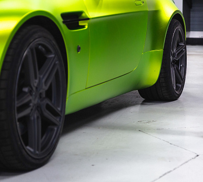 Фото дисков Vossen HF-1 на Aston Martin Vantage 3