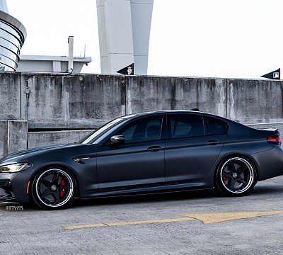 Фото дисков Strasse Wheels S5 Track на BMW 5/M5 (G30/F90)