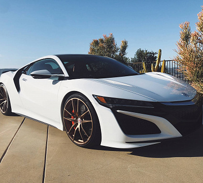 Фото дисков HRE P104 на Acura NSX II