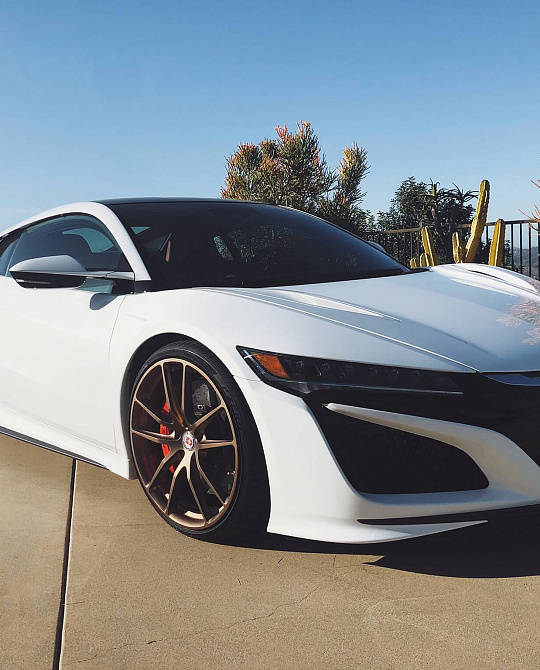 Фото дисков P104 Сатиновая бронза на Acura NSX II