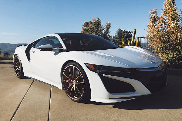 Фото дисков HRE P104 Сатиновая бронза на Acura NSX II