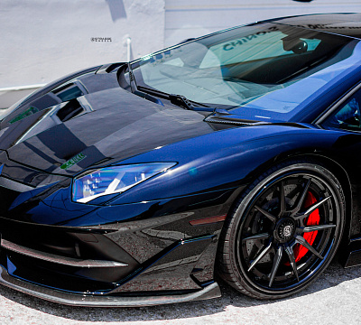 Фото дисков Strasse Wheels SV10 Deep Concave FS на Lamborghini Aventador