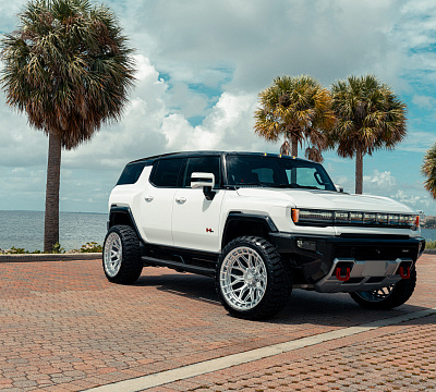 Фото дисков Vossen HFX-1 (8-Lug) на GMC Hummer EV