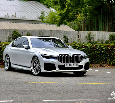 Фото дисков Vossen M-X3 (3-Piece) на BMW 7 (G11/G12)