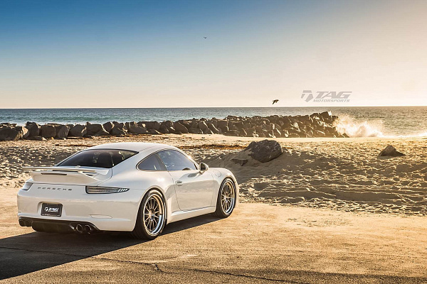 Фото дисков HRE 303 Глянцевый темный лак на Porsche 911 VII