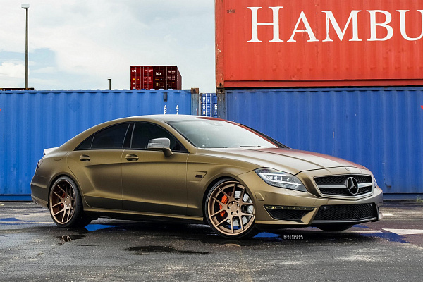 Фото дисков Strasse Wheels SM5 Deep Concave Сатиновая темная бронза на Mercedes-Benz CLS (C218)