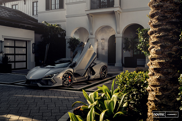 Фото дисков NOVITEC NL5 Черный глянец на Lamborghini Revuelto