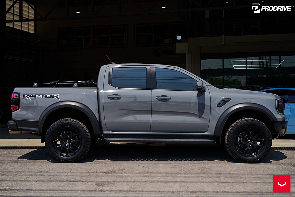 Фото дисков Vossen HF6-4 Черный сатин на Ford Ranger T6.2