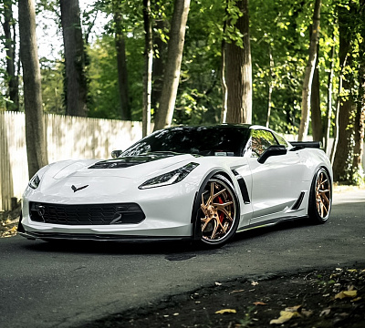 Фото дисков Savini SV67 на Chevrolet Corvette C7