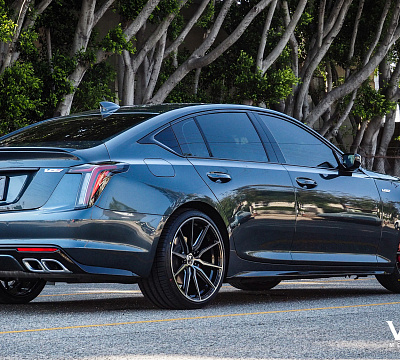 Фото дисков Vossen HF-3 на Cadillac CT5