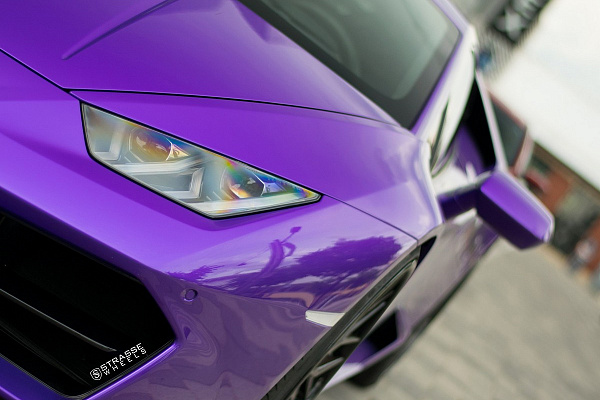 Фото дисков Strasse Wheels SV10M Deep Concave FS Черный глянец на Lamborghini Huracan