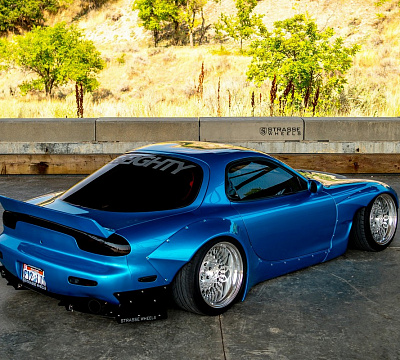 Фото дисков Strasse Wheels SC20 Retro на Mazda RX-7 III
