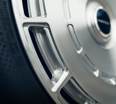 Фото дисков Vossen LC3-11 на Land Rover Range Rover V