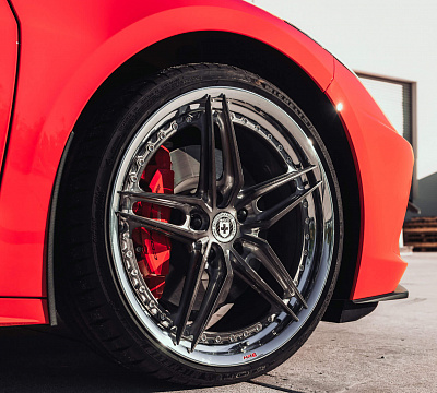 Фото дисков HRE S107SC на Chevrolet Corvette C8