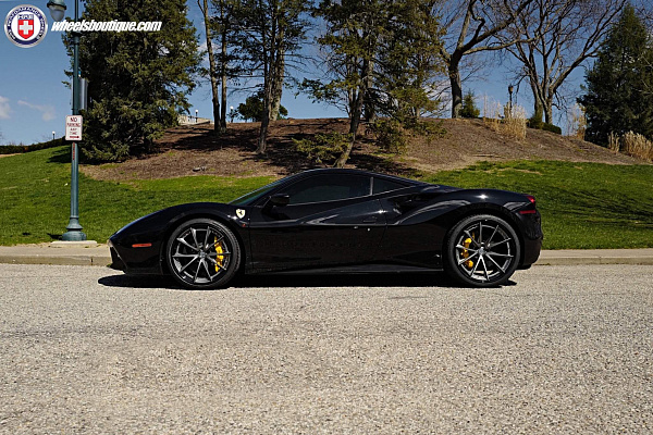 Фото дисков HRE S204 Сатиновый графит на Ferrari 488