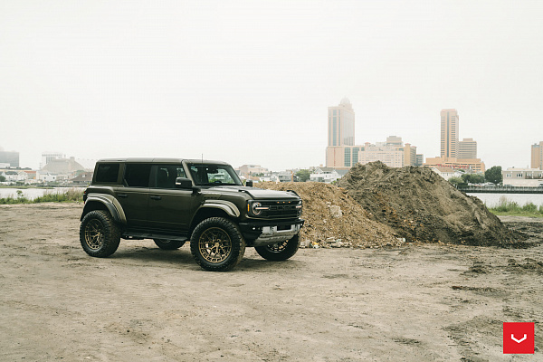 Фото дисков Vossen HFX-1 (6-Lug) Сатиновое темное золото на Ford Bronco