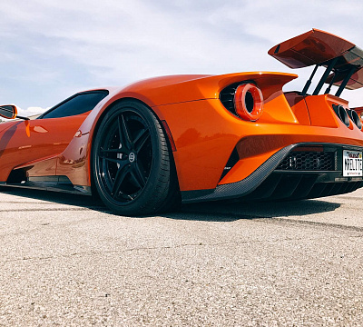 Фото дисков HRE S107 на Ford GT II