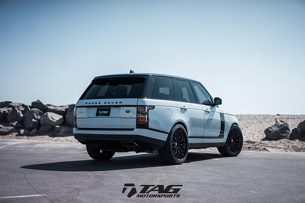 Фото дисков HRE S200 Черный глянец на Range Rover IV