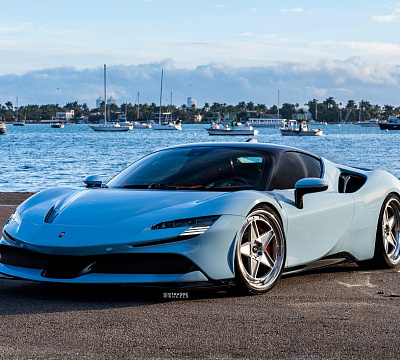 Фото дисков Strasse Wheels F5 Track на Ferrari SF90