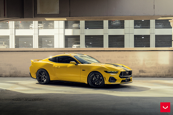 Фото дисков Vossen HF-5 Черный сатин на Ford Mustang VII