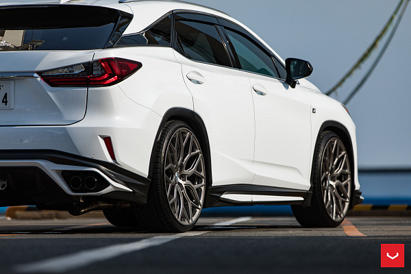 Фото дисков Vossen HF-2 Сатиновый графит на Lexus RX IV