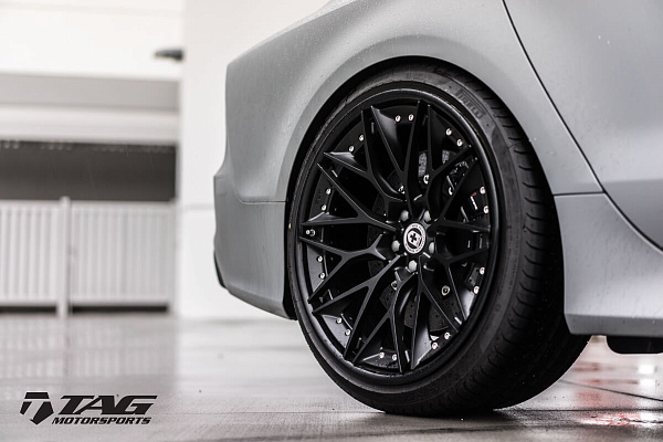 Фото дисков HRE S200 Черный сатин на Audi A/RS 7 (4G)