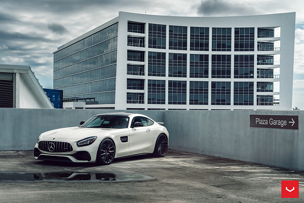Фото дисков Vossen HF-4T Черный глянец на Mercedes-Benz AMG GT I
