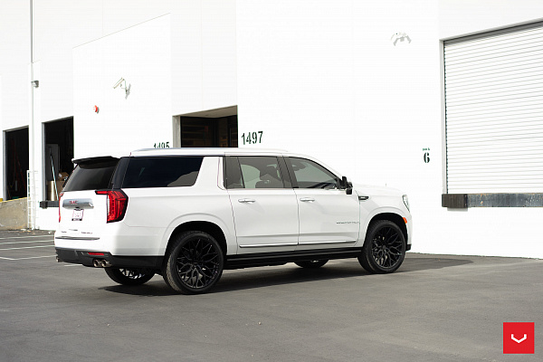 Фото дисков Vossen HF6-3 Черный глянец на GMC Yukon V