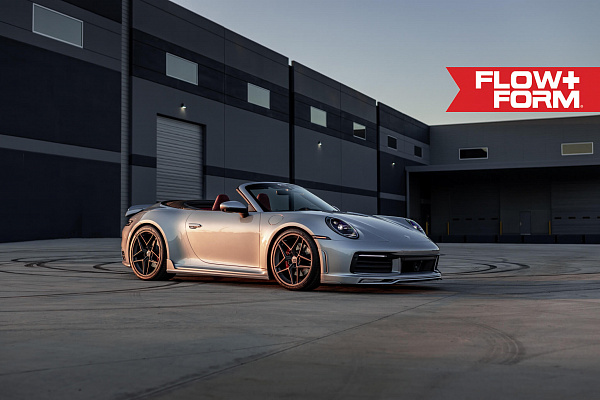 Фото дисков HRE FF11 Черный матовый на Porsche 911 VIII