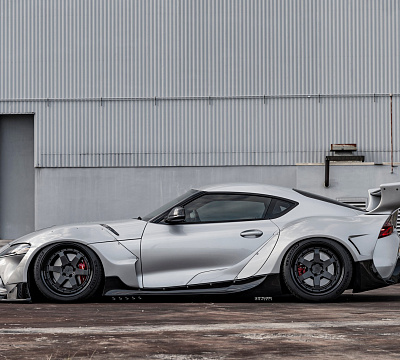 Фото дисков Strasse Wheels S6 Competition на Toyota Supra A90