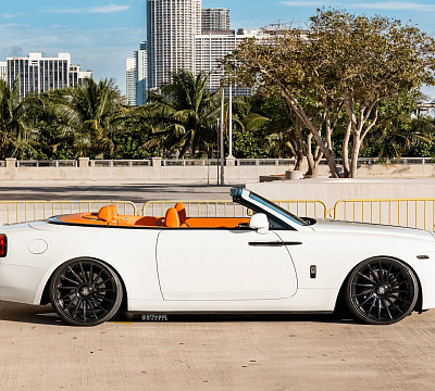 Фото дисков Strasse Wheels SV15T Deep Concave Duoblock RR на Rolls-Royce Ghost I