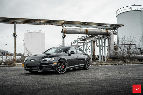 Фото дисков Vossen HF-3 Глянцевый графит на Audi A/S/RS 4 (B9)