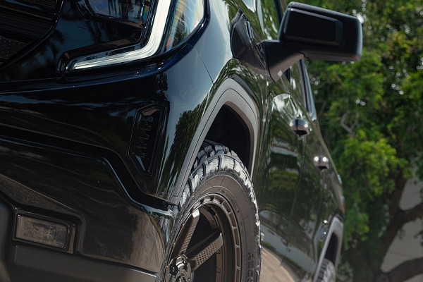 Фото дисков 4PLAY 4PS63 Сатиновая бронза на GMC Sierra IV