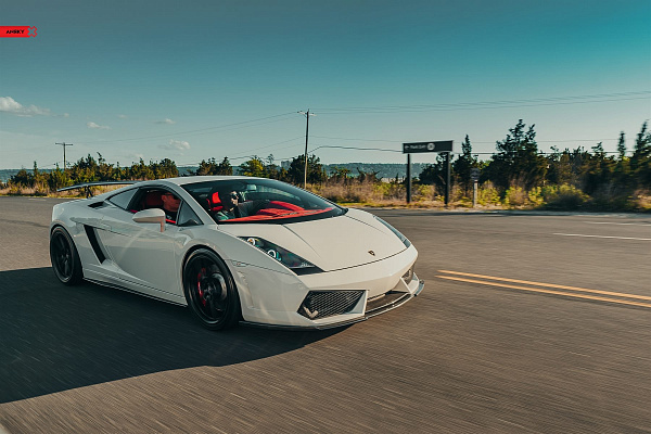 Фото дисков Anrky AN18 Черный сатин на Lamborghini Gallardo