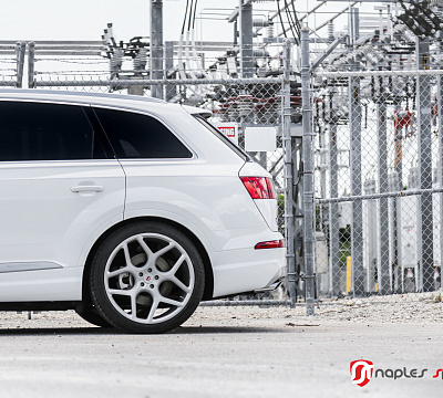Фото дисков Vossen CG-205 на Audi Q7 (4M)
