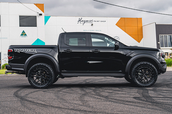 Фото дисков Vossen HFX-1 (6-Lug) Черный глянец на Ford Ranger T6.2
