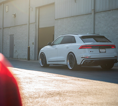 Фото дисков Vossen M-X3 (3-Piece) на Audi Q8