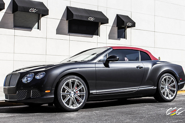 Фото дисков CEC C25 Глянцевый лак на Bentley Continental GT II