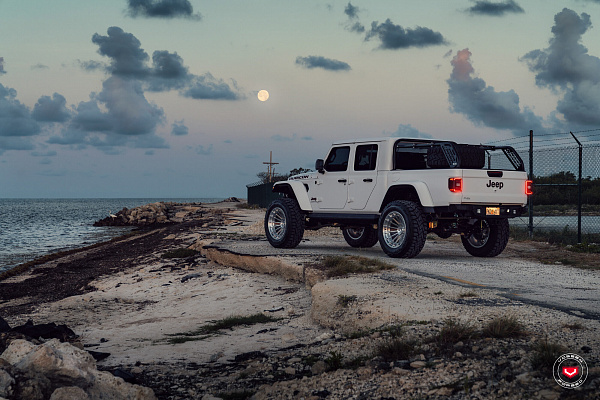 Фото дисков Vossen LCX-01 Глянцевый лак на Jeep Gladiator II (JT)