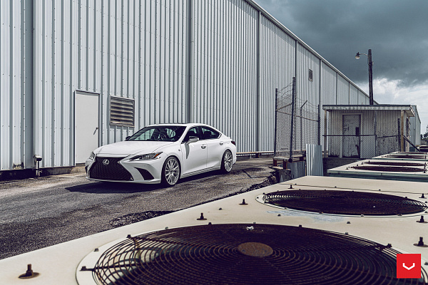 Фото дисков Vossen HF-4T Полированный лак на Lexus ES VII
