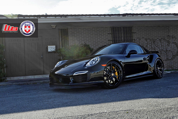 Фото дисков HRE P101 Черный глянец на Porsche 911 VII