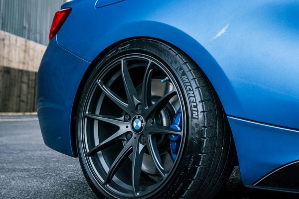 Фото дисков Bola B9 Матовый графит на BMW 2/M2 (F22/F87)